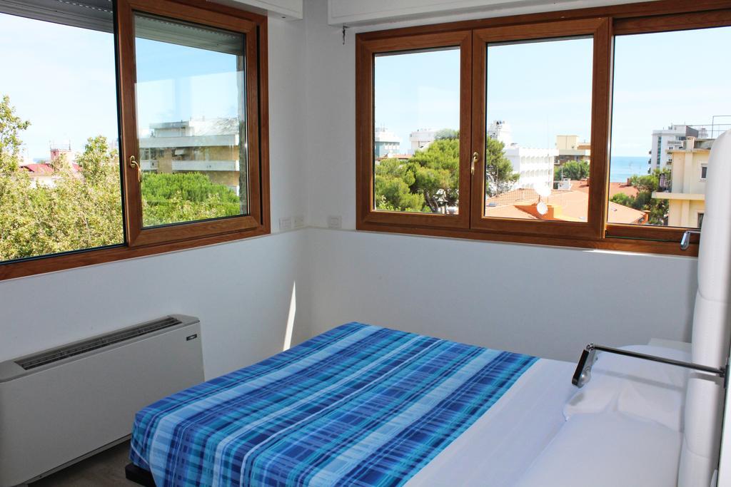 Hotel Saint Tropez Riccione Exteriér fotografie