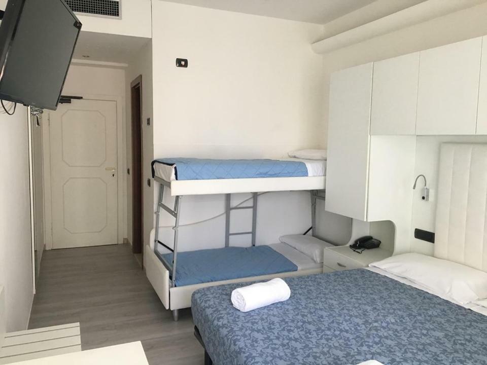 Hotel Saint Tropez Riccione Exteriér fotografie