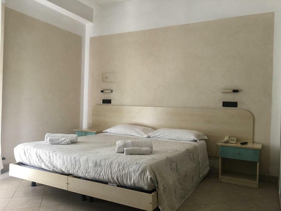 Hotel Saint Tropez Riccione Exteriér fotografie